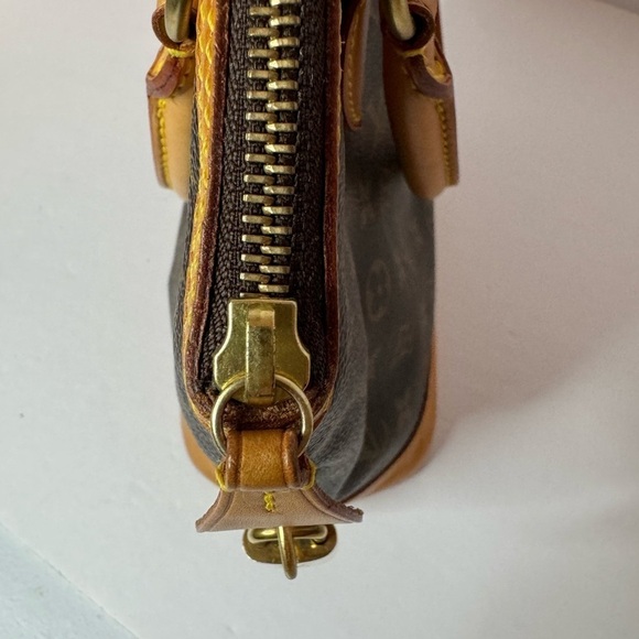 🛑SOLD Louis Vuitton Lockit Vertical Bag - Picture 10 of 12